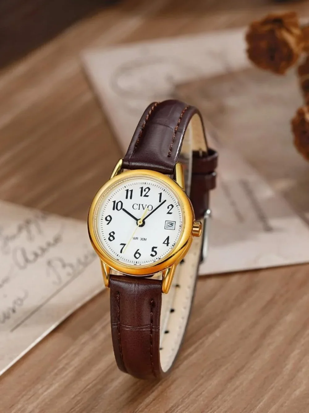 Vintage Leather Women's Watch - 25mm Classic Easy Read Dial, Perfect Gift for